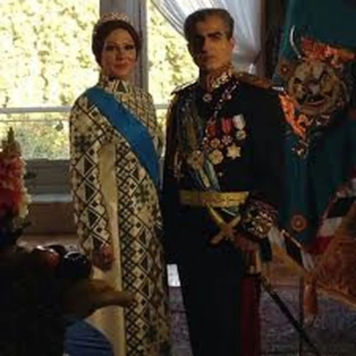 همه بازیگران سریال «معمای شاه» قبل و بعد از گریم/ عکس