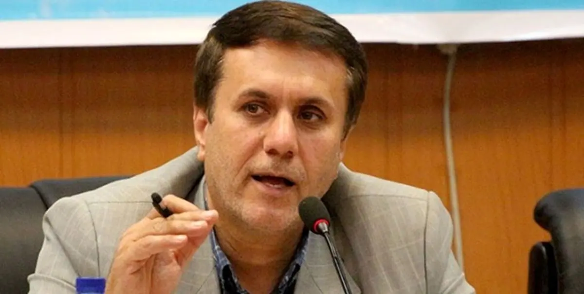 سلطان حسینی: قلعه‌نویی باید بگوید سپاهان خوب است یا بد
