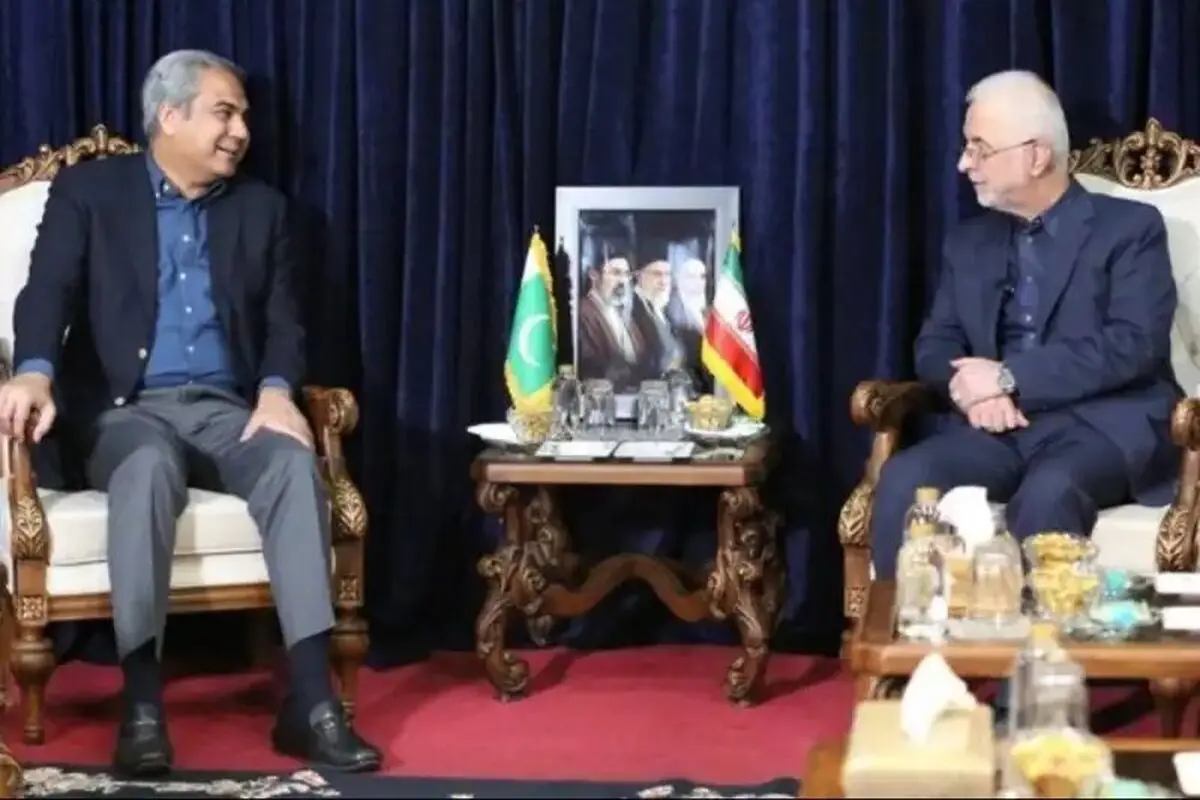 مقام پاکستانی وارد تهران شد
