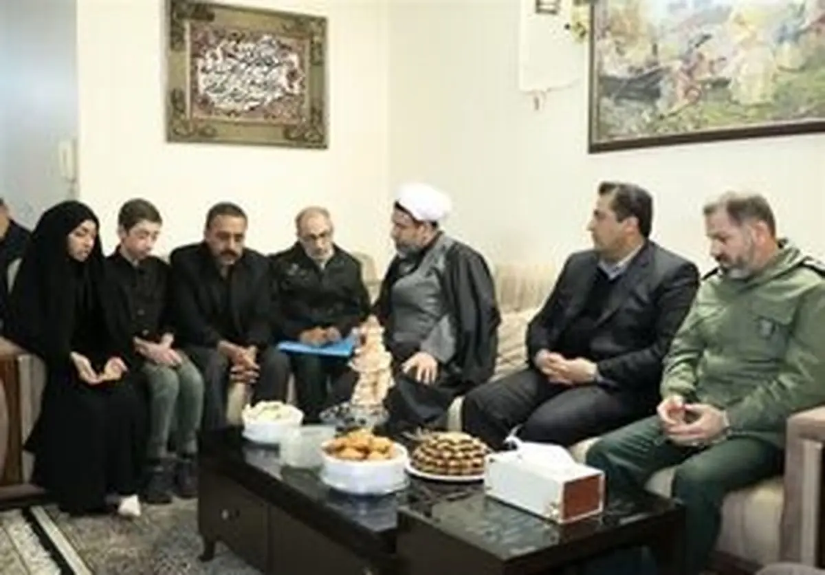 دلجویی امام جمعه کرمان از بازماندگان تشییع شهدای مقاومت