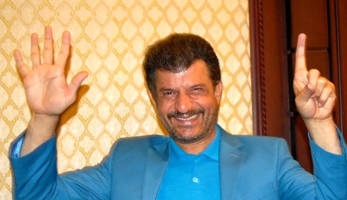 تصویری جالب از محمود شهریاری در حال ورزش سوژه شد