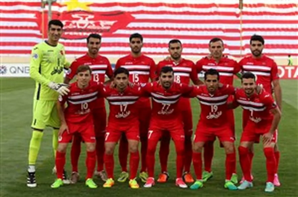 کامیابی نیا با پرسپولیس تمدید کرد