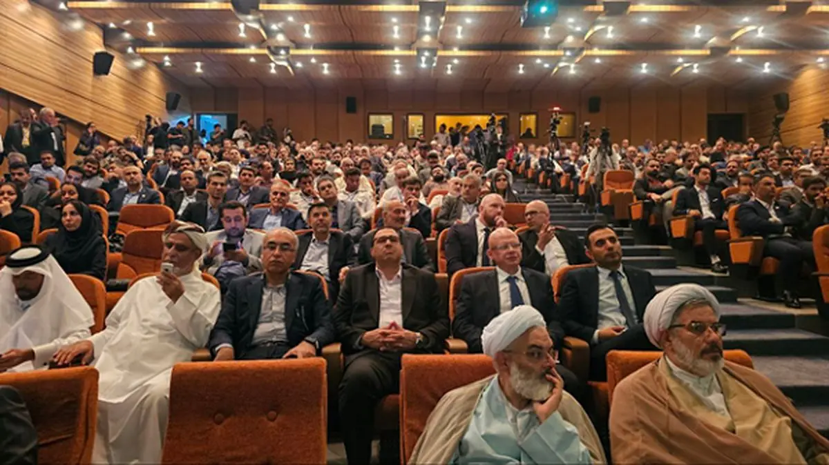 نخستین رویداد بینالمللی همتایابی در اقتصاد دریامحور افتتاح شد