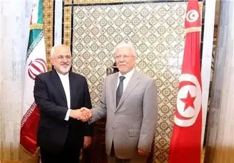 ظریف: دنیا باید با ایران با زبان تکریم صحبت کند