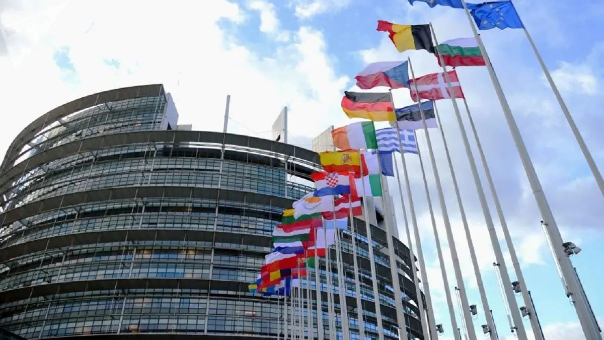 گفتگوی وزرای خارجه اتحادیه اروپا درباره برنامه هسته‌ای ایران