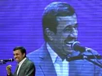 انتقاد دوباره احمدی نژاد از استیضاح وزیرش + عکس