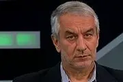 نامزد ریاست فدراسیون فوتبال در مسابقه هاکی دیده شد