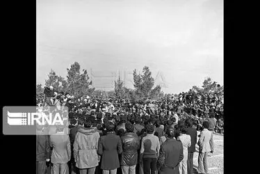 بازگشت امام خمینی به ایران