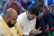 عبادت شهردار جدید نیویورک در مسجد/فیلم