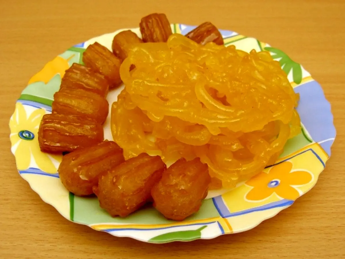 طرز تهیه زولبیا و بامیه سالم