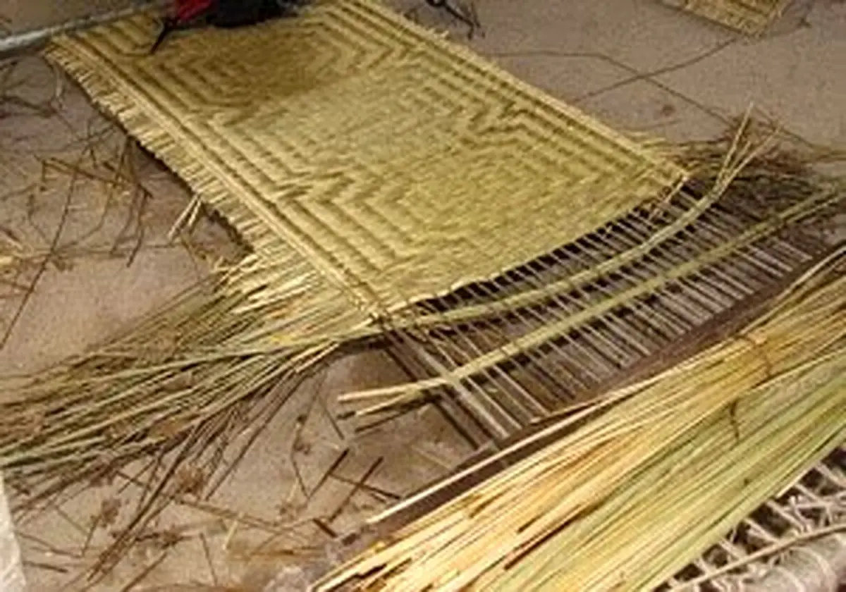 سِوِند بافی هنر هزارساله هرمزگانی‌ها
