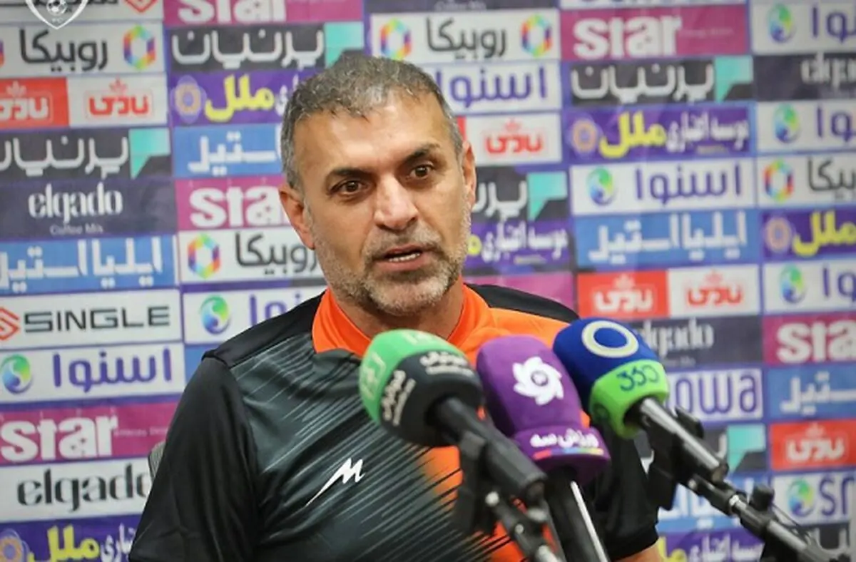 پس از شکست برابر پرسپولیس/ سرمربی ذوب‌آهن استعفا کرد