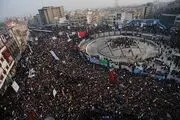 جوانان بار دیگر نشان دادند پای انقلاب ایستاده‌اند