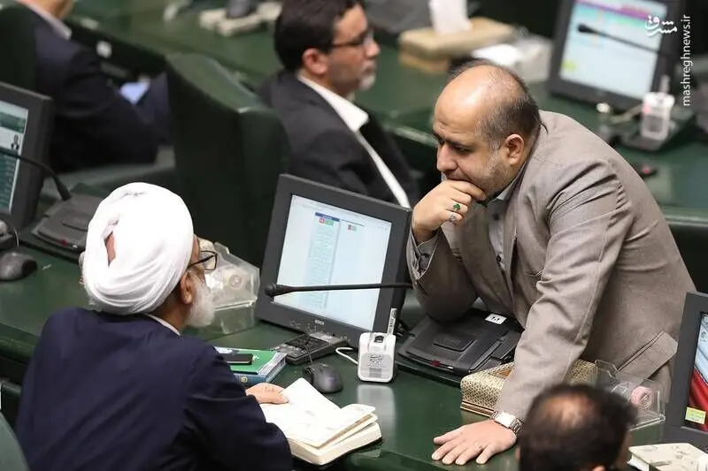 جلسه علنی مجلس در یکشنبه ۲۰ فروردین۱۴۰۲/گزارش تصویری
