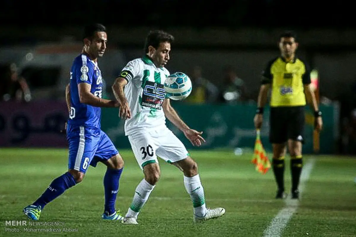 منصوریان مدافع پرسپولیس را می خواهد