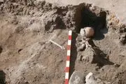 کشف اسکلت جنگجوی قرون وسطایی با تیری در سینه 