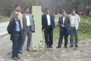 قابی ماندگار از جمع شهدای هسته‌ای در سال ۷۷ 