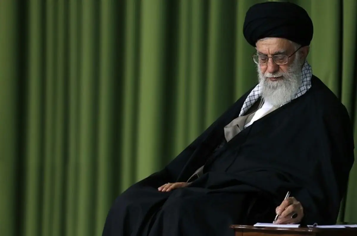 روایت رهبر معظم انقلاب از جوانهای مومنی که امام زمان (عج) را خوشحال میکنند