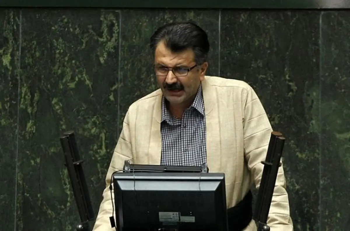 معلمان از سختیها رنج میبرند اما بطحایی برنامهای برای آنان ندارد