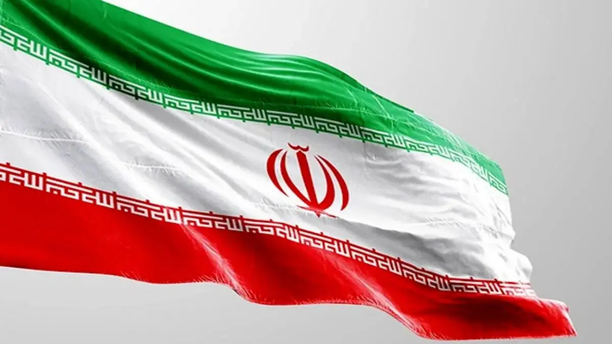 نصب پرچم ایران در باب‌المندب +فیلم