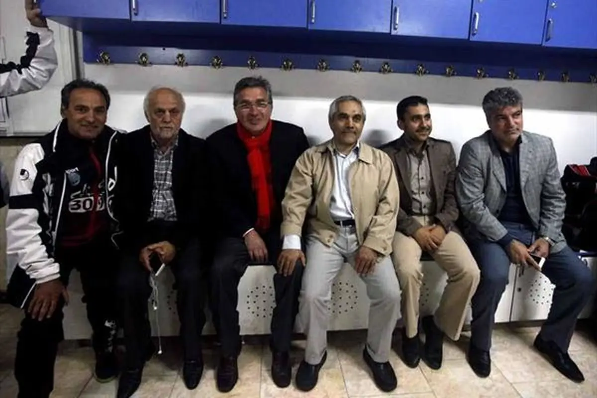 همه منتظر تصمیم مهم وزیر درباره پرسپولیس