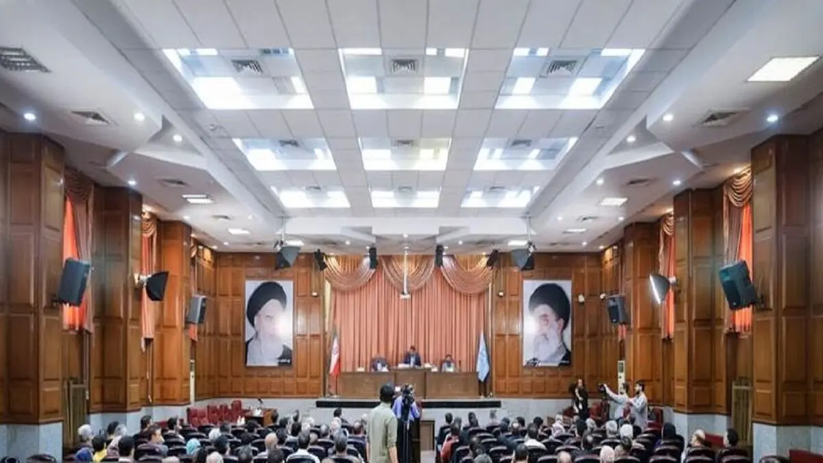 دادگاه رسیدگی به پرونده متهمان ریگان خودرو برگزار شد/ اذعان متهم پرونده به خرید سهام از طریق پرداختی‌های مردم
