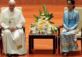 تاکید پاپ بر حفظ حقوق بشر در میانمار