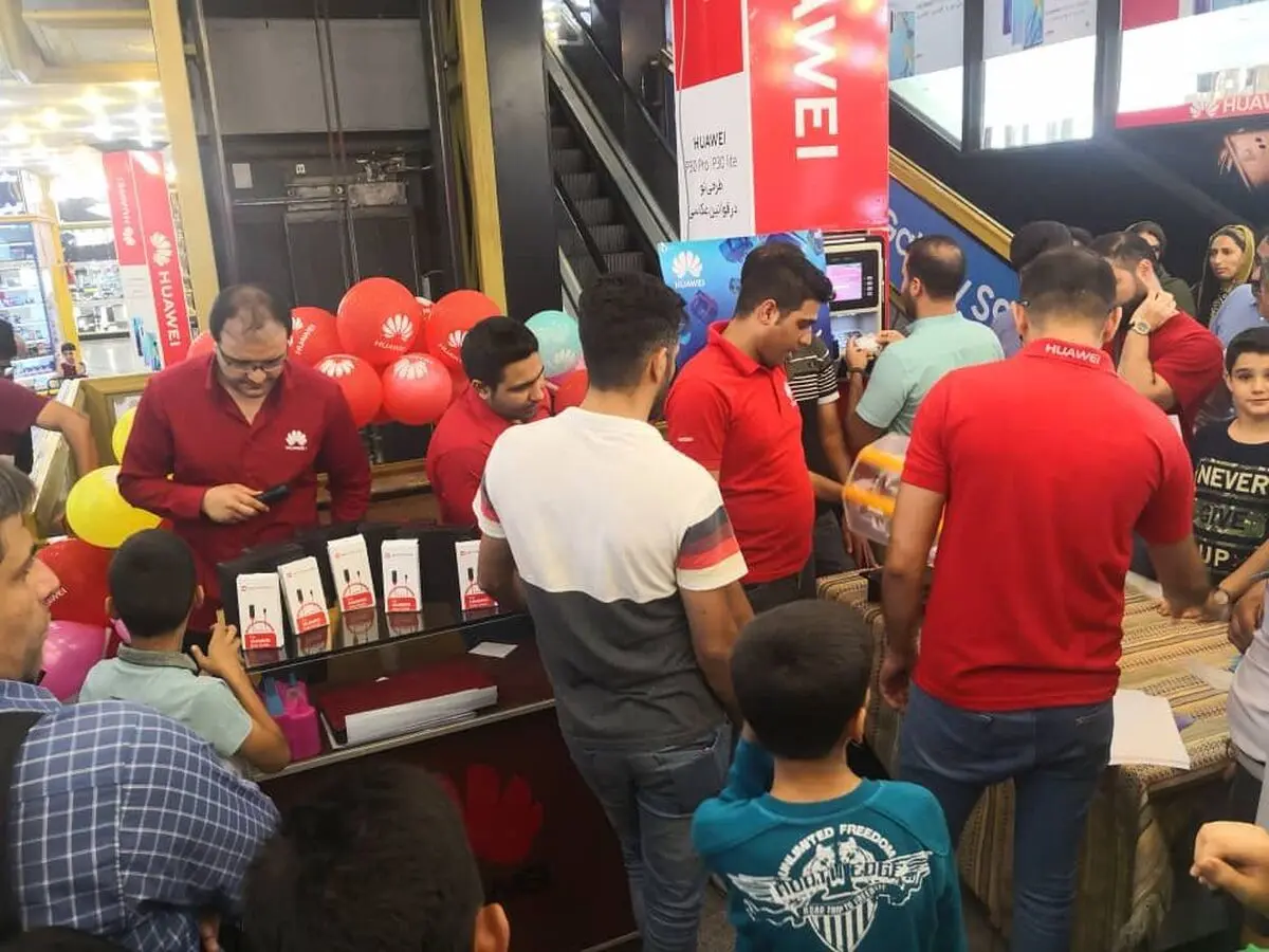 هر هفته با رویداد "یک عمر با هوآوی"