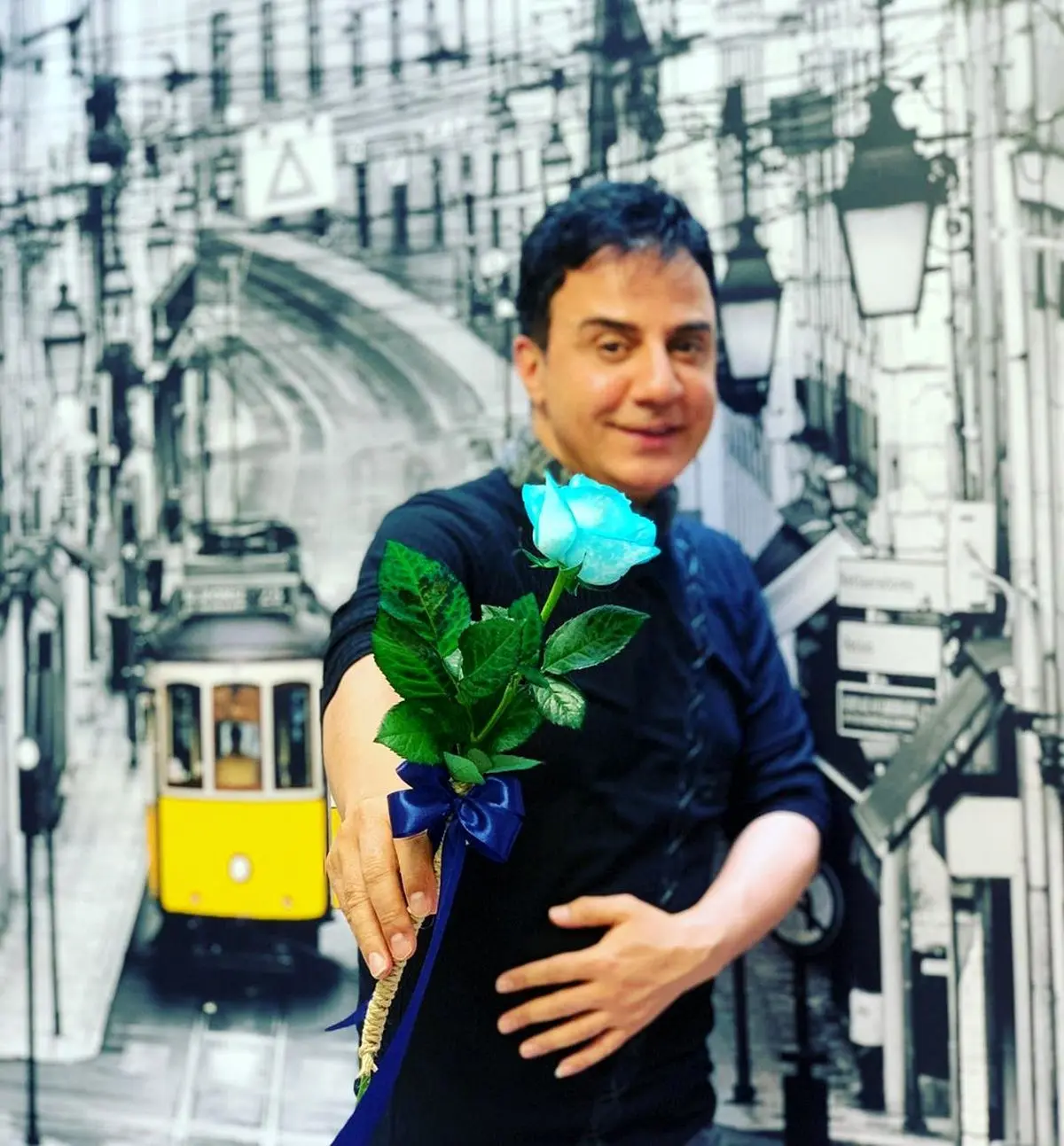 دعای معصومانه یک کودک برای بیماران کرونایی در پیج عموپورنگ/ عکس