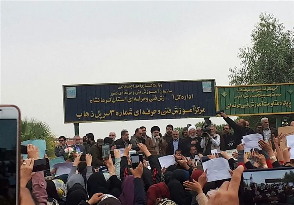 اولین عکس از حضور امام خامنهای در مناطق زلزلهزده غرب