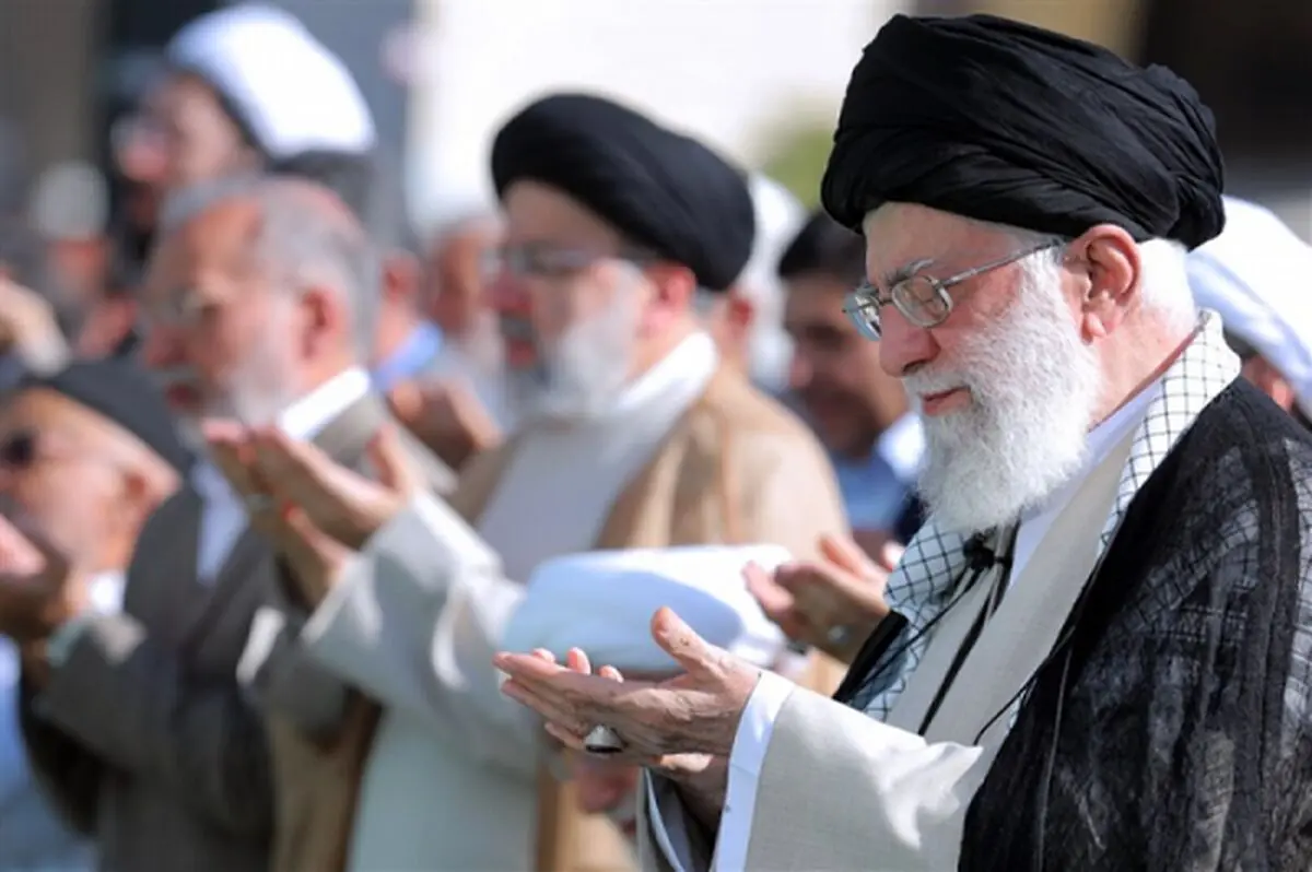 آحاد مردم به سفره‌ گسترده ماه رمضان در عید فطر به امامت رهبر معظم انقلاب دعوتند