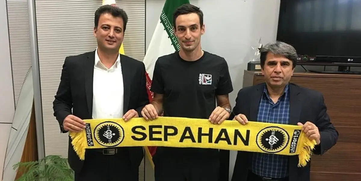 ولسیانی با سپاهان تمدید کرد
