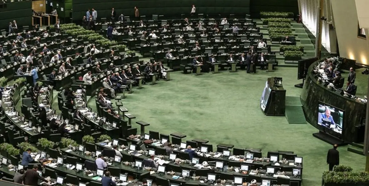 اولین سوال نمایندگان مجلس یازدهم از روحانی کلید خورد