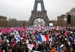 اعتصاب‌های سراسری، فرانسه را فلج کرد