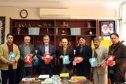 بازدید آقای وزیر از دبیرخانه جشنواره تجسمی فجر 