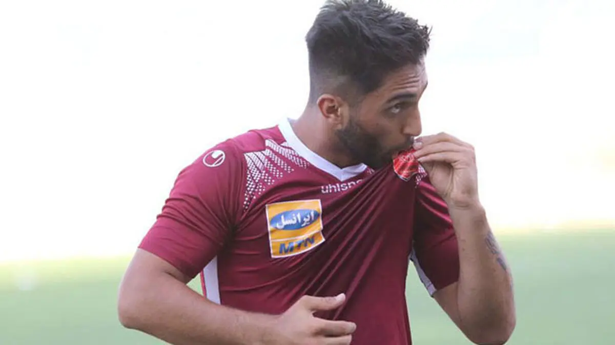 بازیکن اخراج شدۀ پرسپولیس تهدید به افشاگری کرد