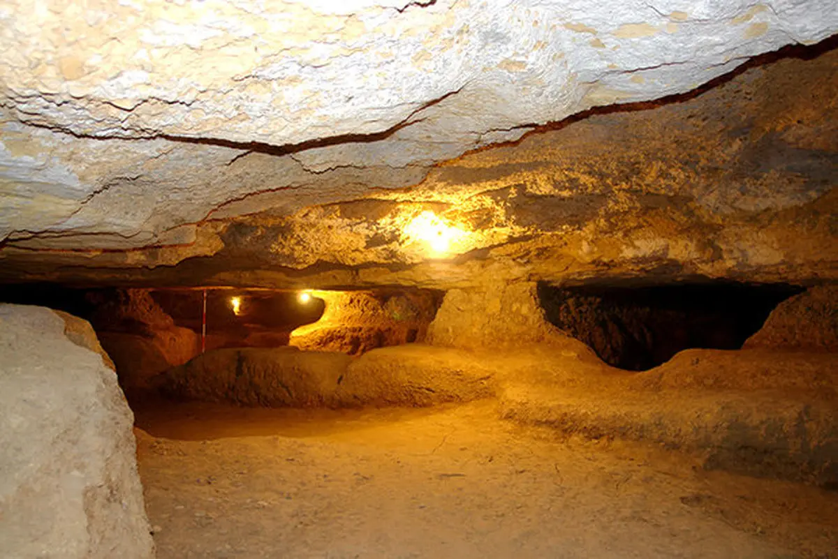 کاوش در ۴ شهر زیرزمینی خمین