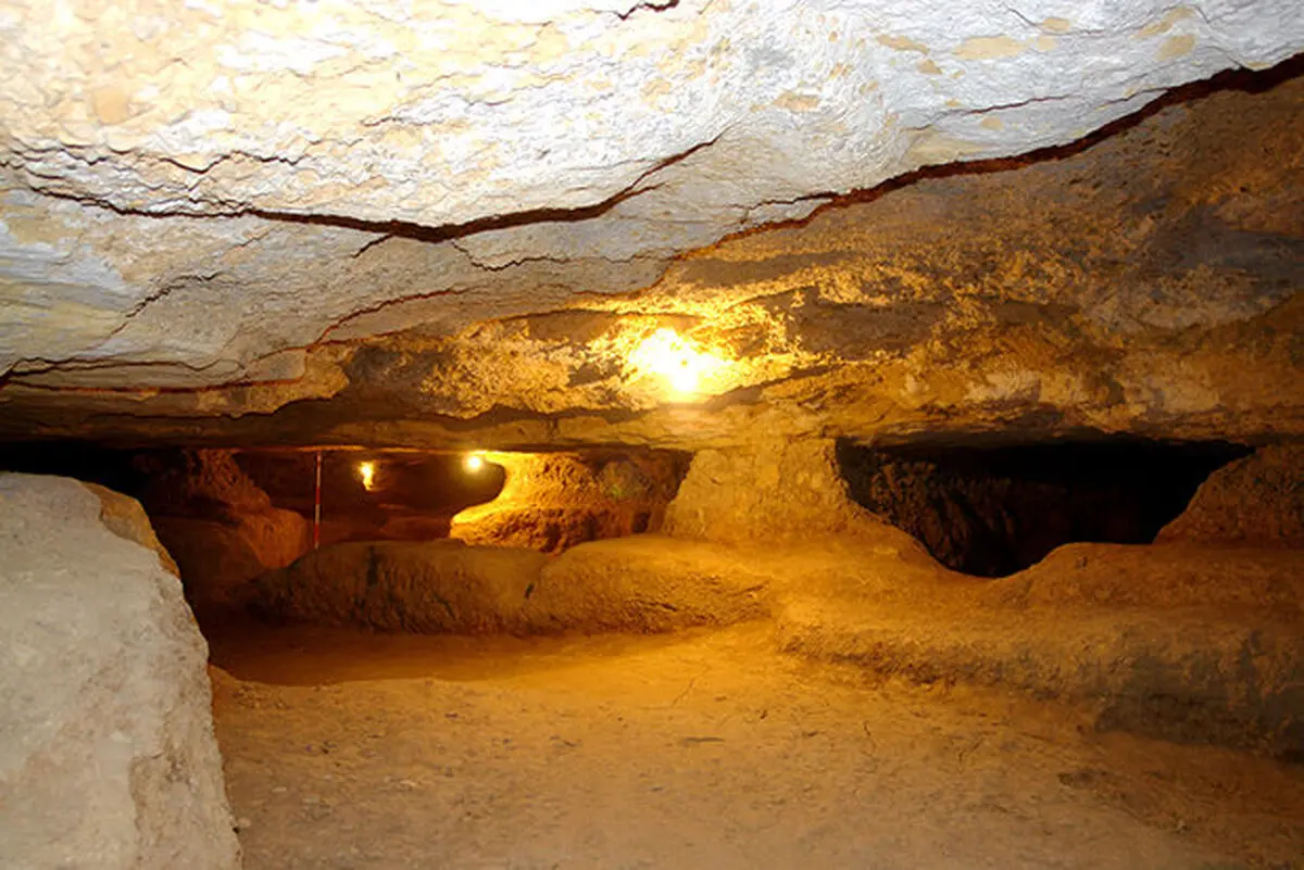 کاوش در ۴ شهر زیرزمینی خمین
