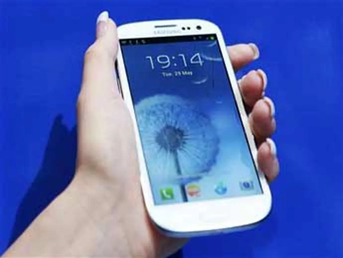 Apple may seek to stop U. S. launch of Galaxy phone