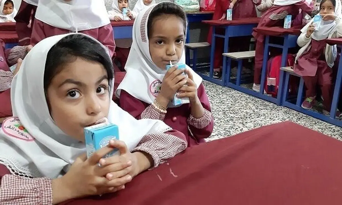 شیر به یادگیری دانشآموزان کمک میکند