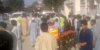 انفجار بمب در پاکستان با حداقل 39 کشته و 100 مجروح