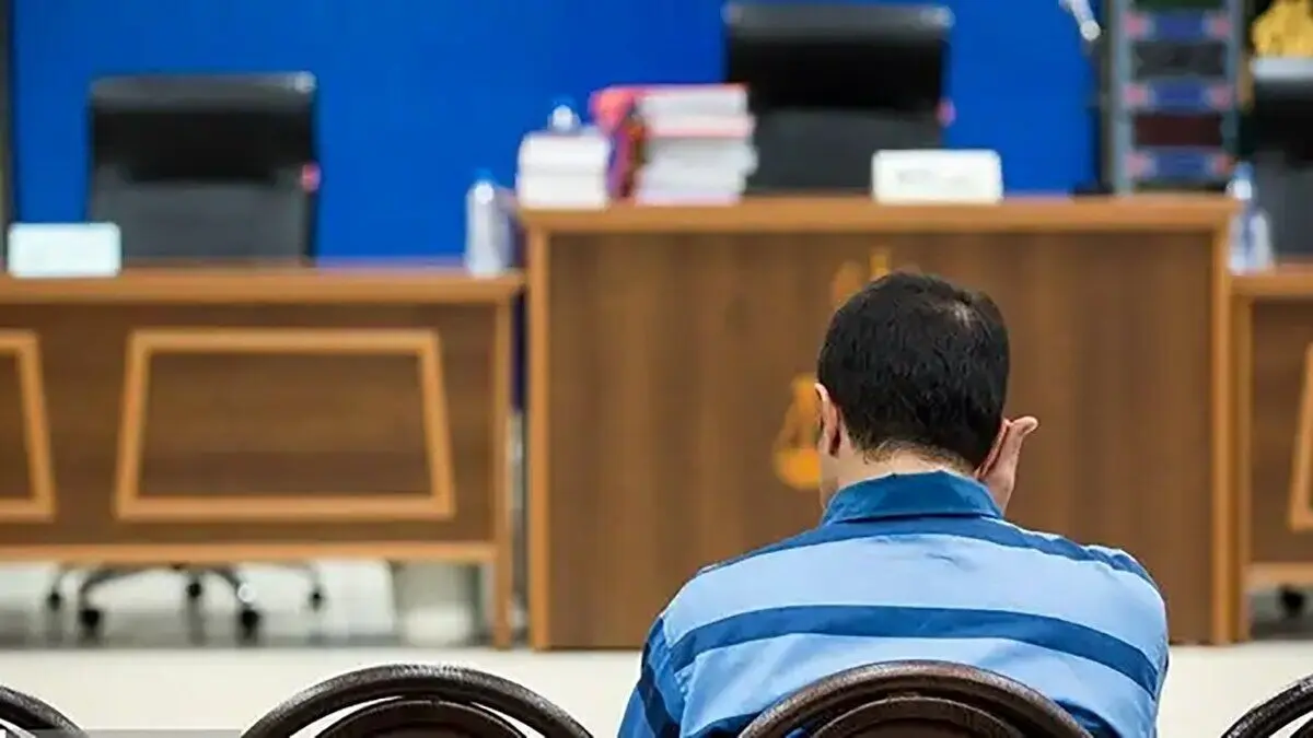 ۱۰۰ ضربه شلاق برای خواستگار سمج
