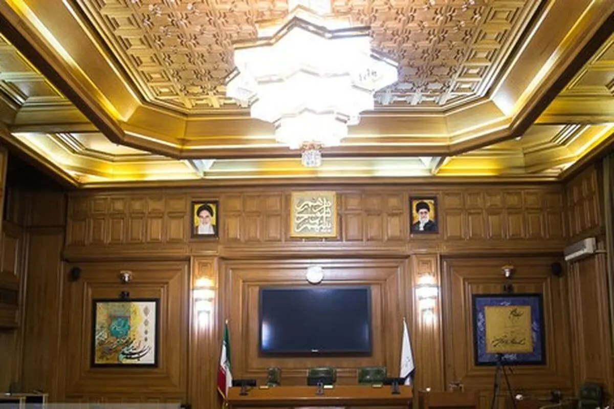 آیا ماجرای شورای اول تکرار و شورا منحل می شود؟/ سه بار استعفای نجفی و سیاسی کاری شورا از نظر دادستان تهران