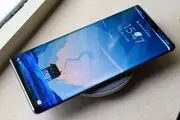 بررسی عملکرد شارژ بی‌سیم 27 واتی هوآوی در گوشی‌های سریHuawei Mate 30

