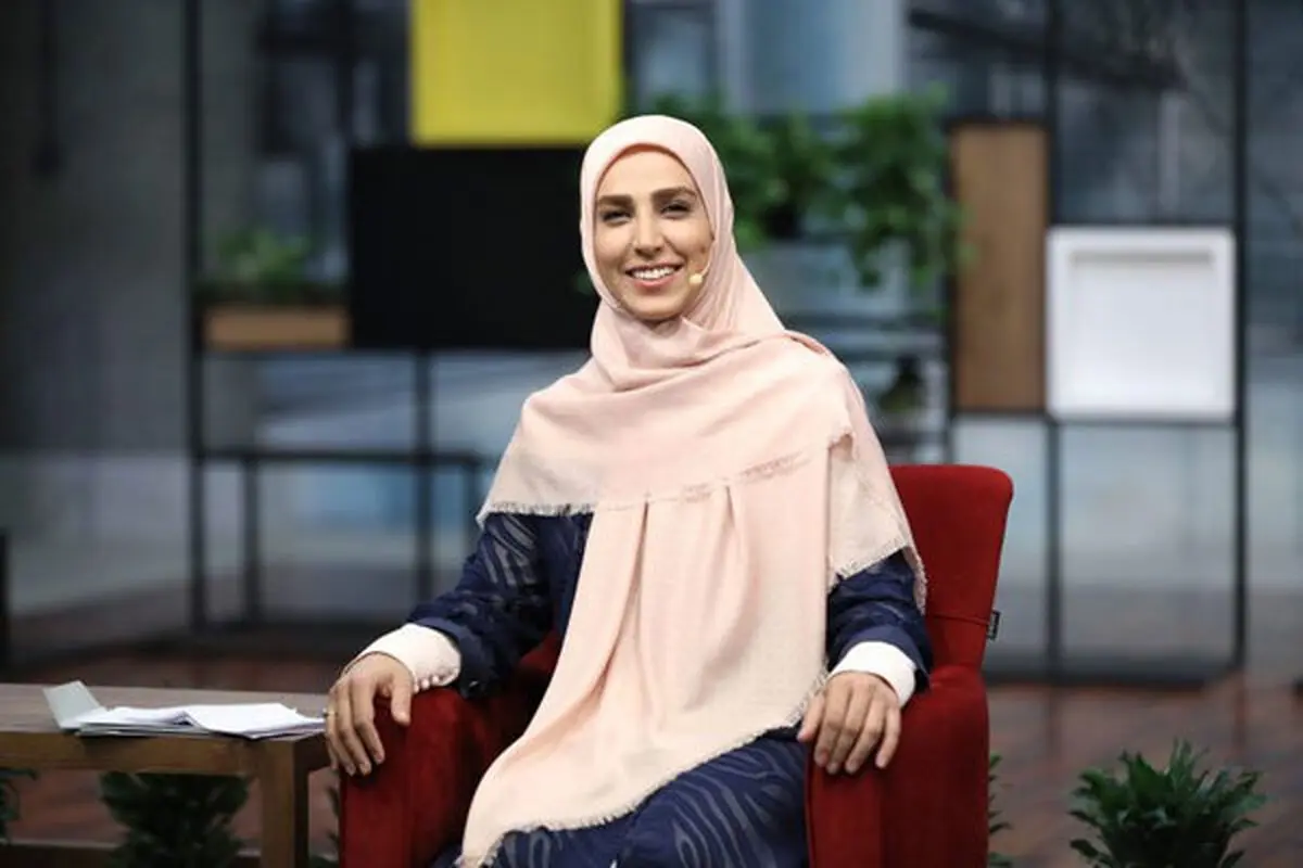 انگشتر مخملی و خوشرنگ سوگل طهماسبی /عکس