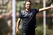 استقلال یک مشت هوچی گر دور خودش جمع کرده 