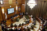  فرمانده سپاه تهران در صحن شورای شهر حضور یافت