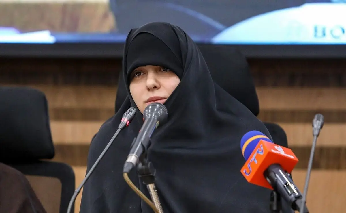دختر شهید رئیسی: پدرم گفت اسرائیل را بزنید قیمت دلار و ارز با من
