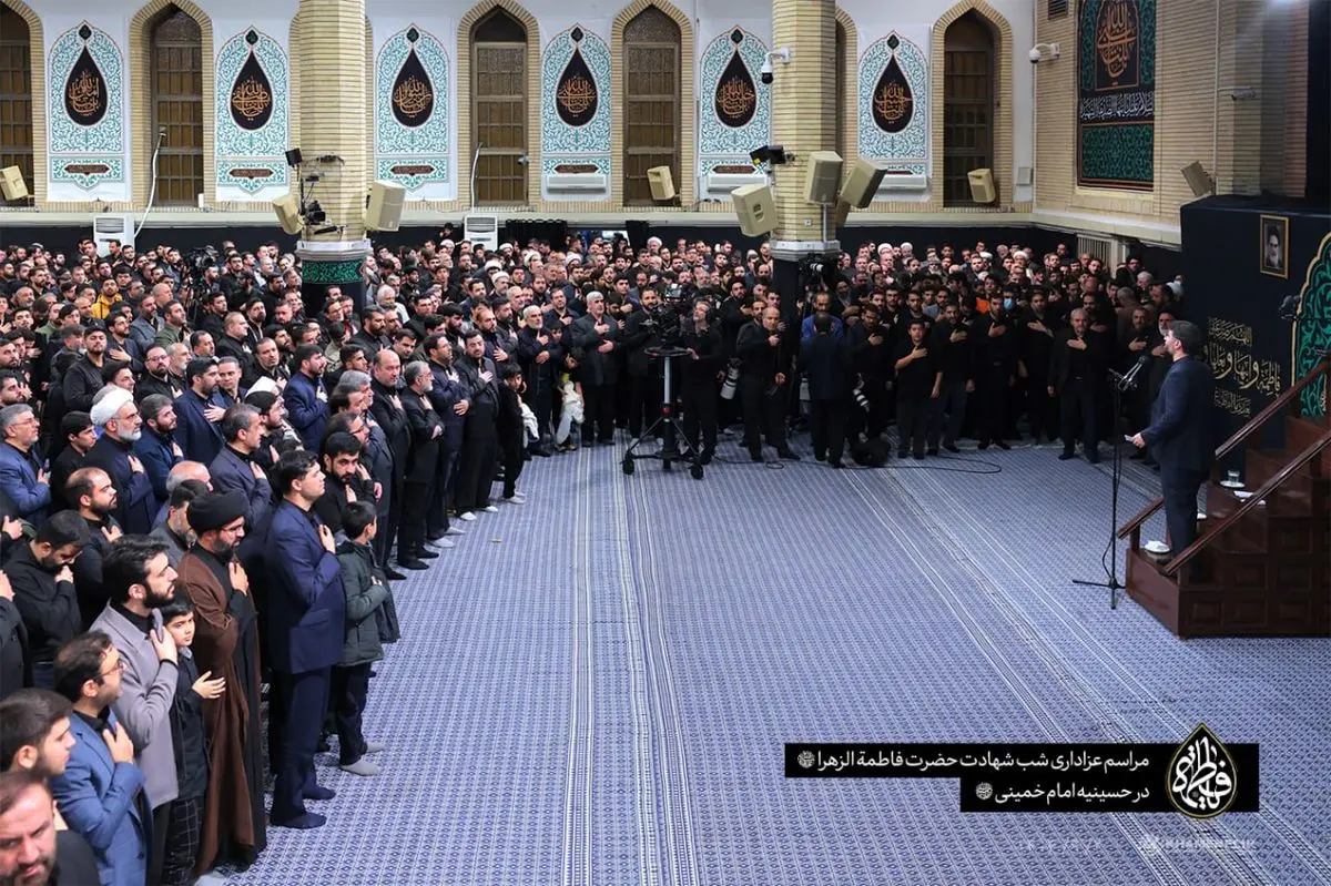 برگزاری مراسم عزاداری شب شهادت حضرت زهرا(س) در حسینیه امام خمینی(ره)