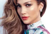 دست نوازش جنیفر لوپز بر سر یک شتر/ عکس